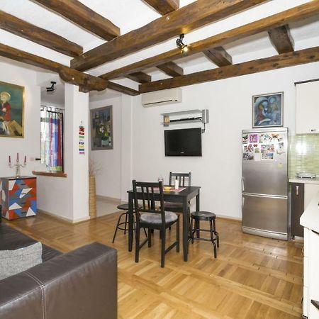 Ferienwohnung Little Place Near Sea Apartman Jesenice  Exterior foto