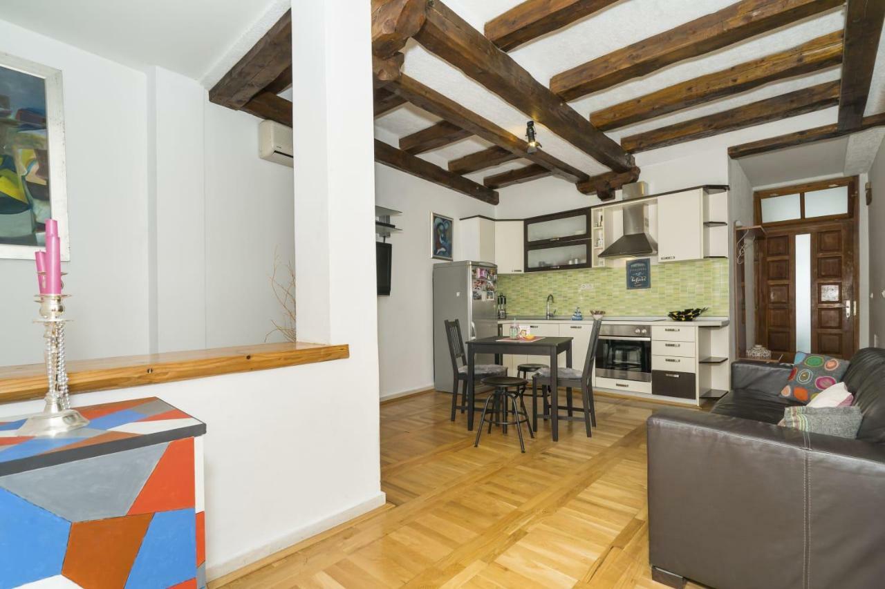 Ferienwohnung Little Place Near Sea Apartman Jesenice  Exterior foto